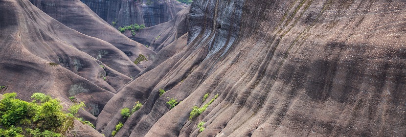 可靠性試驗機構(gòu)：耐候試驗在不同行業(yè)的應(yīng)用